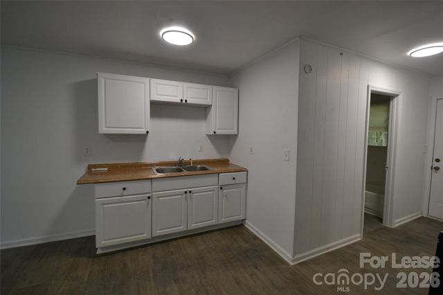 1212 Essex Avenue 6, Gastonia, NC 28052