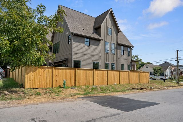 325B Vivelle Ave, Nashville, TN 37210
