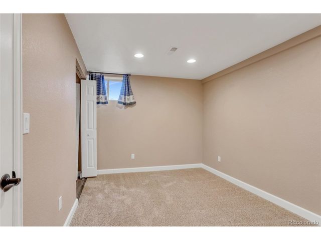 104 Overlook Rd, Elizabeth, CO 80107