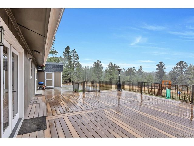 104 Overlook Rd, Elizabeth, CO 80107