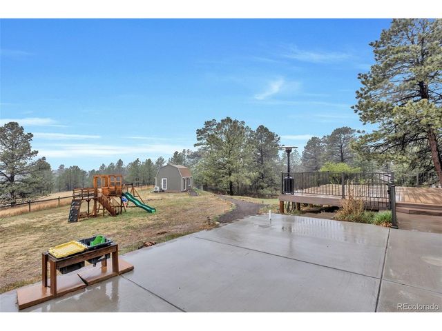 104 Overlook Rd, Elizabeth, CO 80107