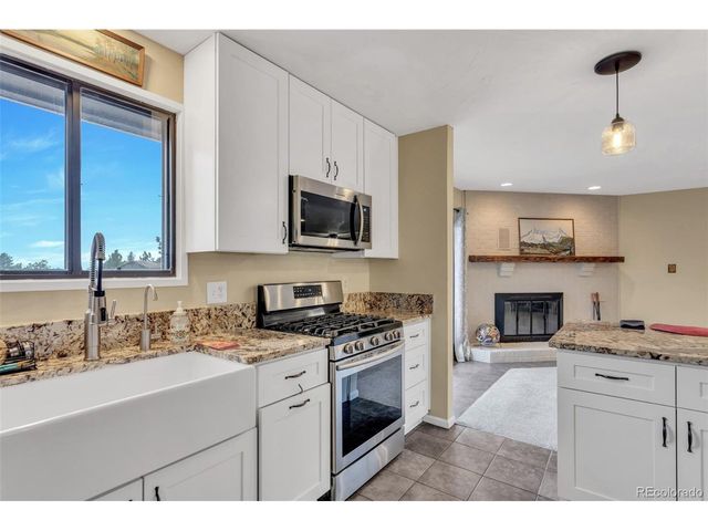 104 Overlook Rd, Elizabeth, CO 80107