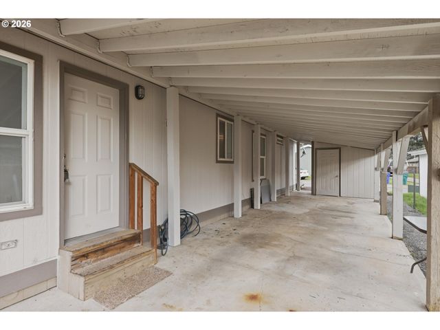 12323 Se HOLGATE Blvd 19, Portland, OR 97236