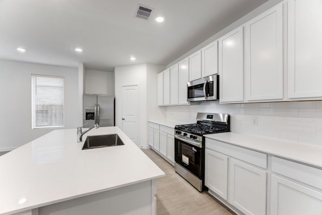 16523 Mesquite Field Dr, Hockley, TX 77447