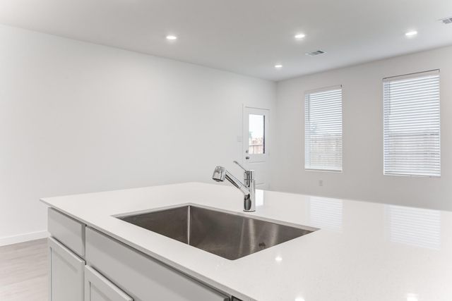 16523 Mesquite Field Dr, Hockley, TX 77447