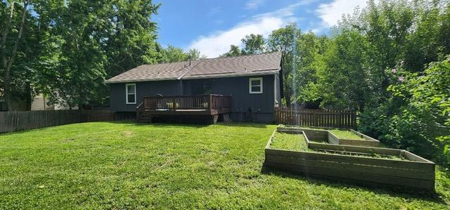 12806 S Seminole Drive, Olathe, KS 66062