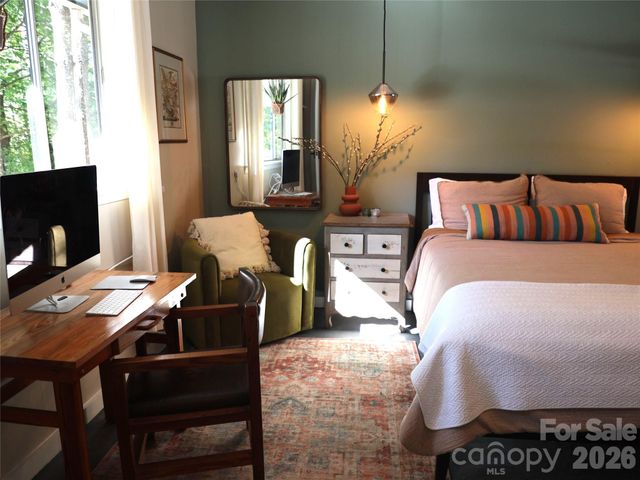 580 Whetstone Gap Road, Lake Toxaway, NC 28747