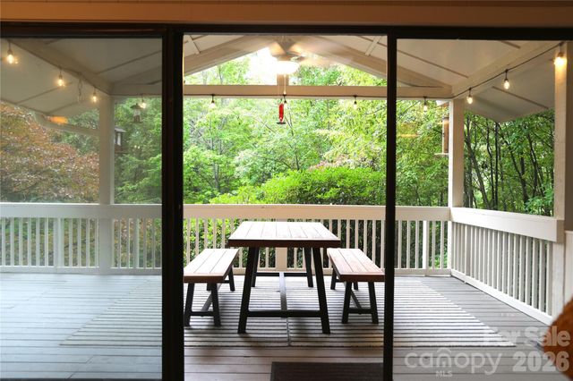 580 Whetstone Gap Road, Lake Toxaway, NC 28747