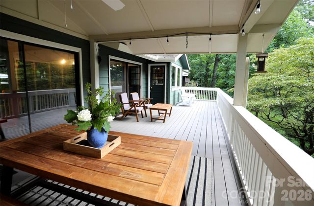 580 Whetstone Gap Road, Lake Toxaway, NC 28747