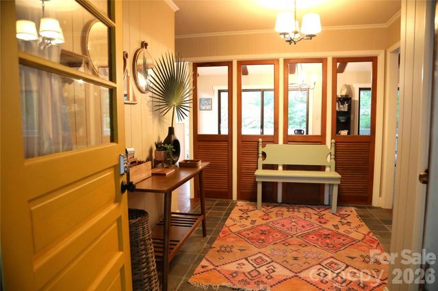 580 Whetstone Gap Road, Lake Toxaway, NC 28747