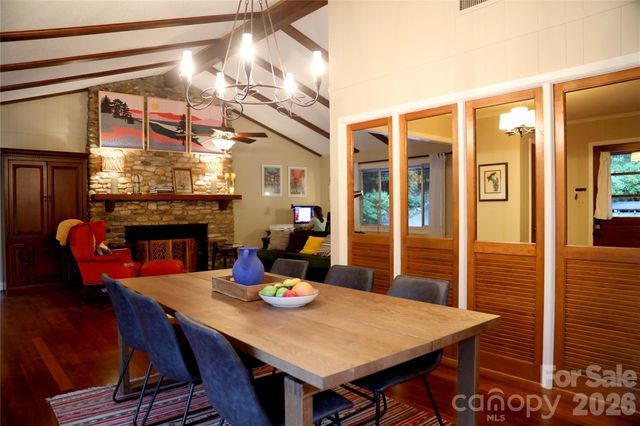 580 Whetstone Gap Road, Lake Toxaway, NC 28747