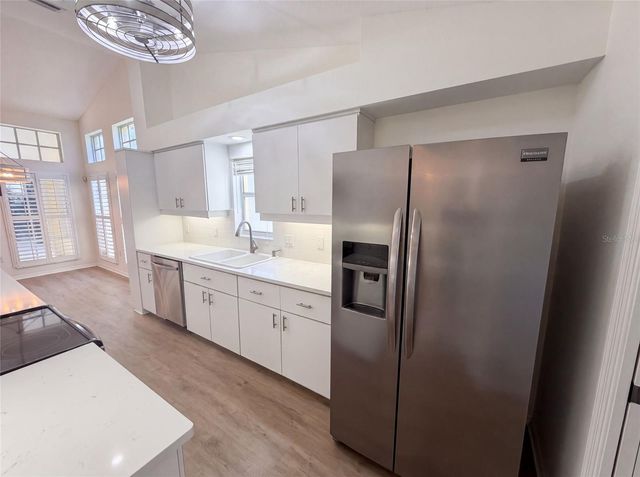 9454 MISSISSIPPI RUN, Weeki Wachee, FL 34613