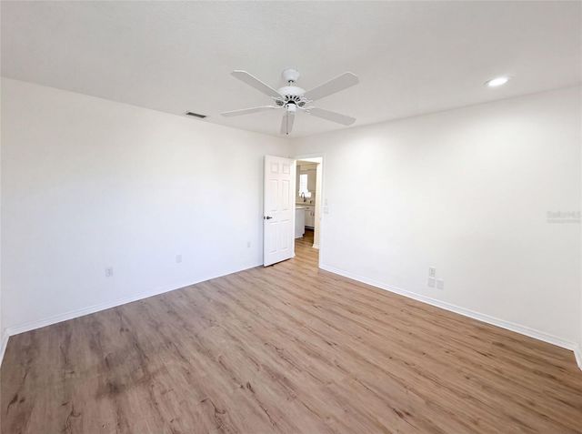9454 MISSISSIPPI RUN, Weeki Wachee, FL 34613