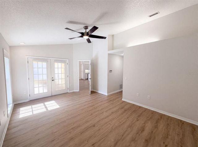 9454 MISSISSIPPI RUN, Weeki Wachee, FL 34613
