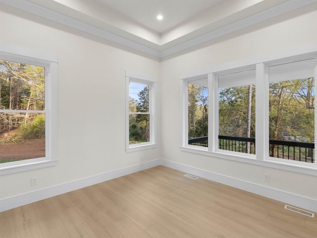 206 Zimmerman Lake Road, Spartanburg, SC 29306