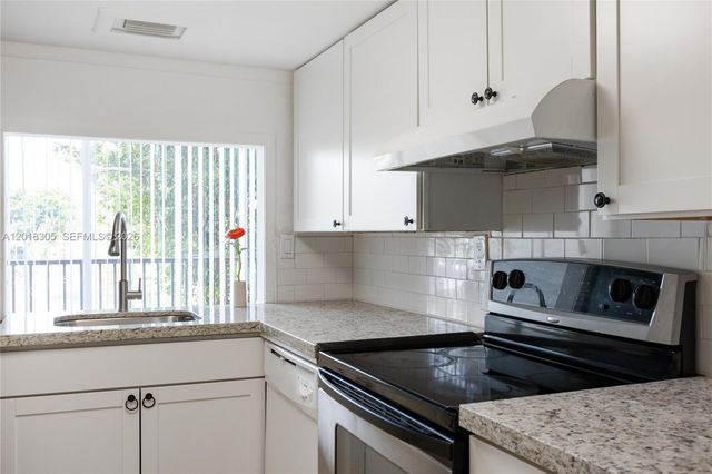 9401 SW 4th St 209, Miami, FL 33174