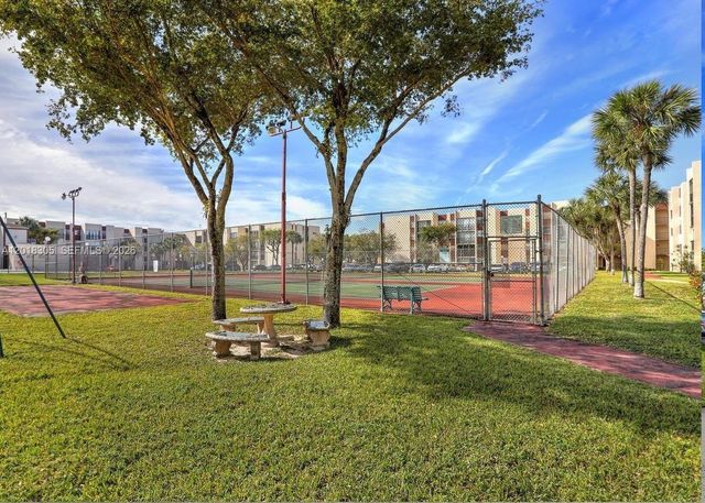 9401 SW 4th St 209, Miami, FL 33174