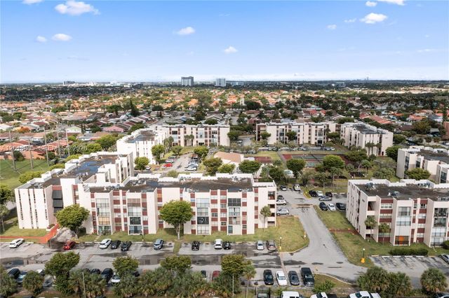 9401 SW 4th St 209, Miami, FL 33174