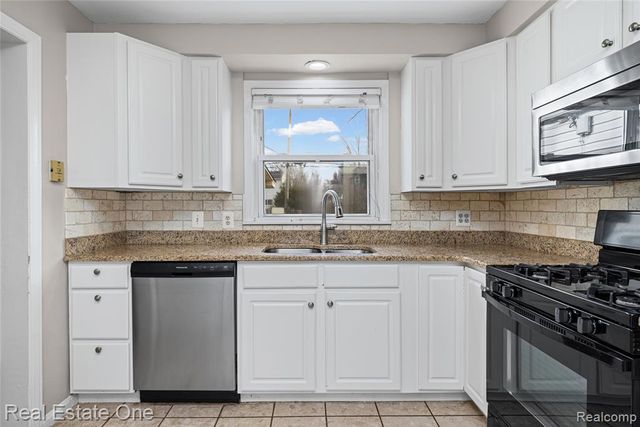 4313 Berkshire Road, Royal Oak, MI 48073