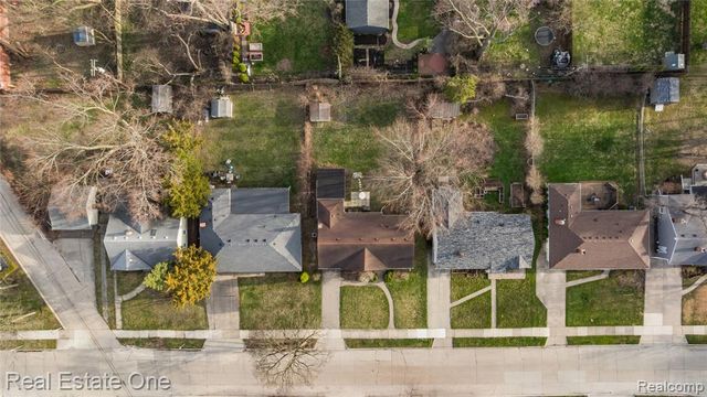 4313 Berkshire Road, Royal Oak, MI 48073