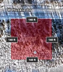15776 W Huskie Drive, Big Lake, AK 99652