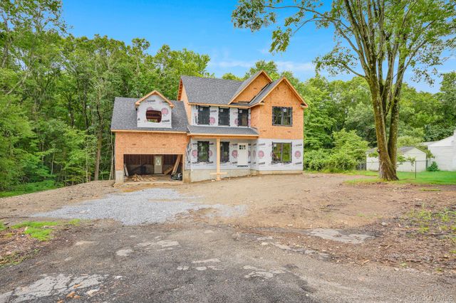 32 Vandewater Drive, Wappingers Falls, NY 12590