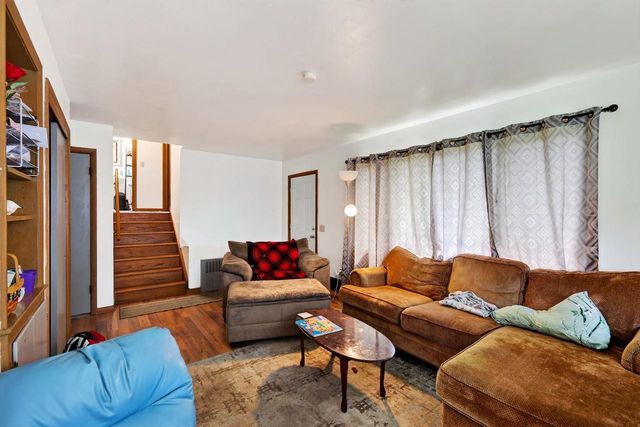 2114-2116 Lake Point Drive, Madison, WI 53713