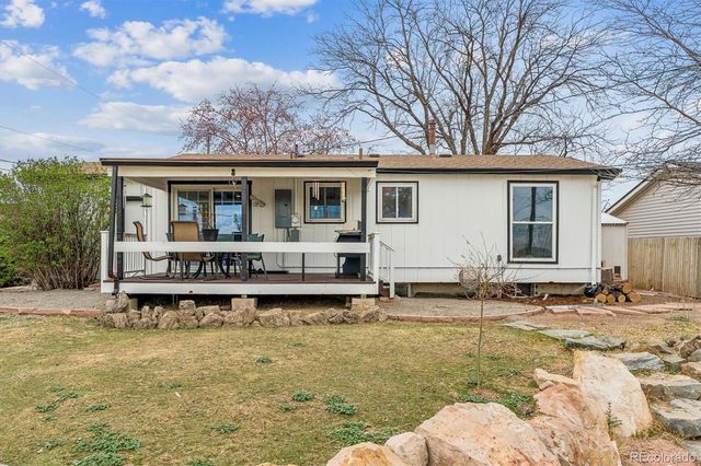 3550 W Mountain Road, Englewood, CO 80110