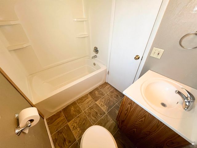 1401 N Eisenhower Dr, Junction City, KS 66441