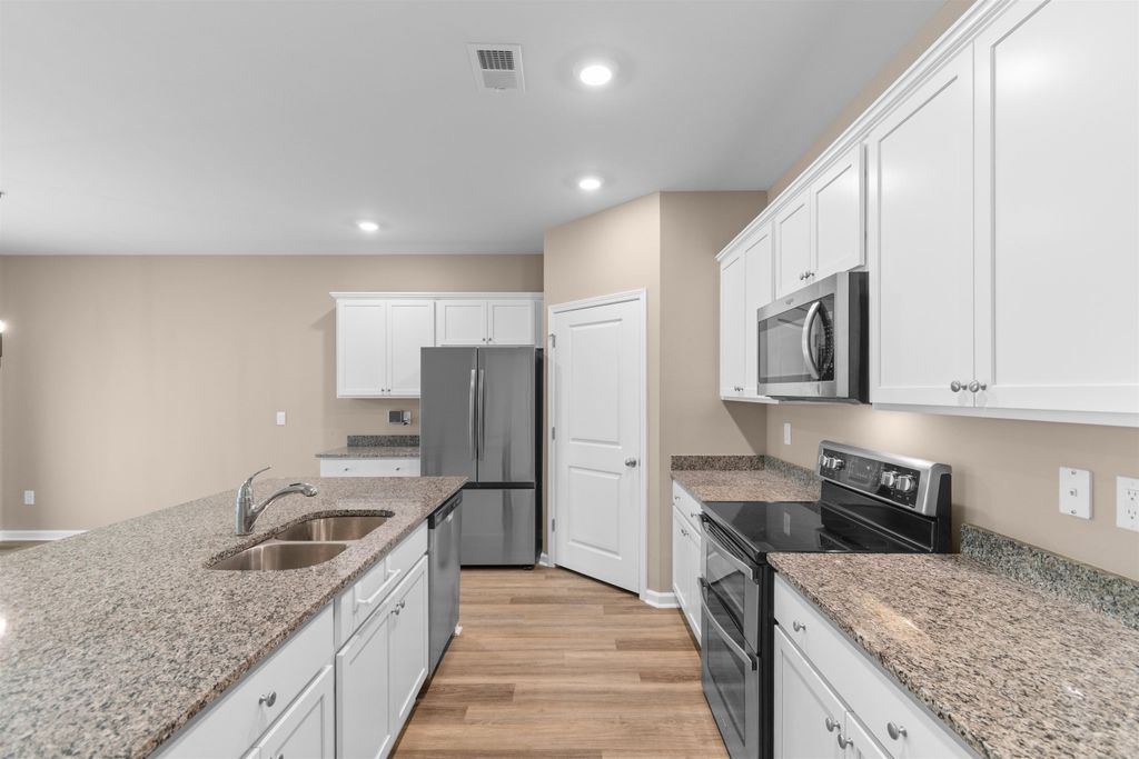 1102 Black Lake Way, Conway, SC 29526 — photo 5