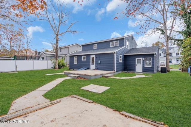 1186 Galley Avenue, Manahawkin, NJ 08050