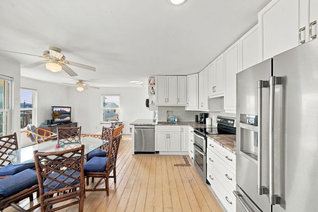 4214 Vista Road, Galveston, TX 77554