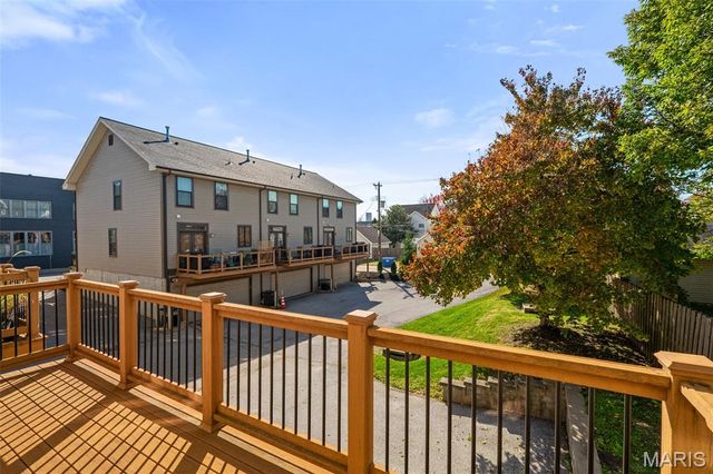 4208 Olive Street 4208, St Louis, MO 63108