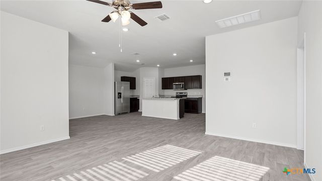400 Timbo Drive, Jarrell, TX 76537