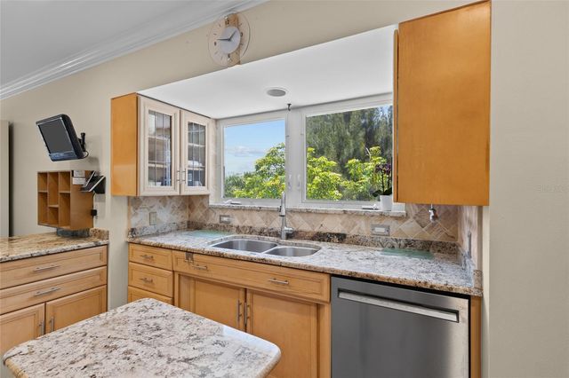 10007 TAMIAMI TRAIL S, North Port, FL 34287
