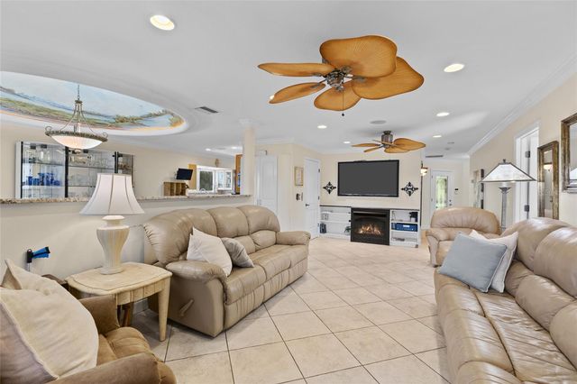 10007 TAMIAMI TRAIL S, North Port, FL 34287