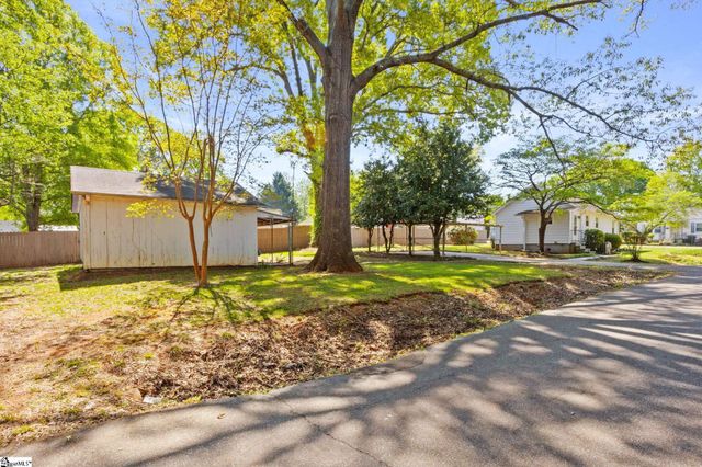 20 Savannah Street, Greenville, SC 29617