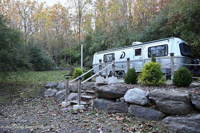 275 Creek Locks Road, Rosendale, NY 12472