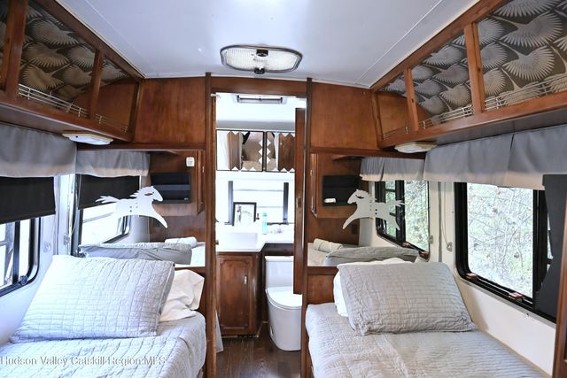 275 Creek Locks Road, Rosendale, NY 12472