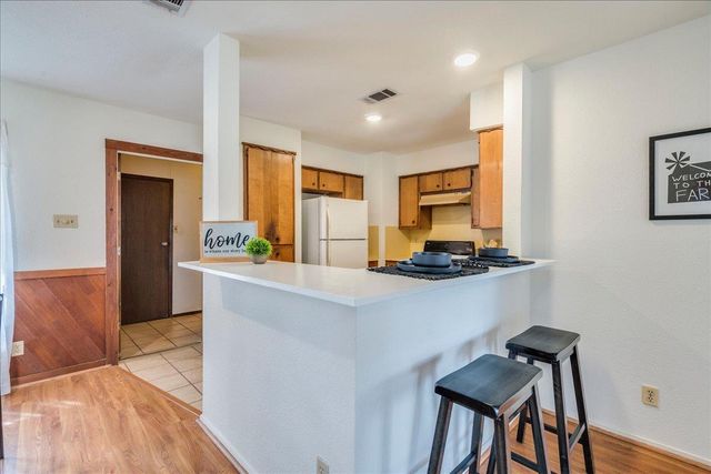 2602 Monitor DR, Austin, TX 78745