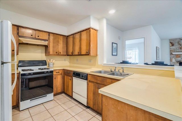 2602 Monitor DR, Austin, TX 78745