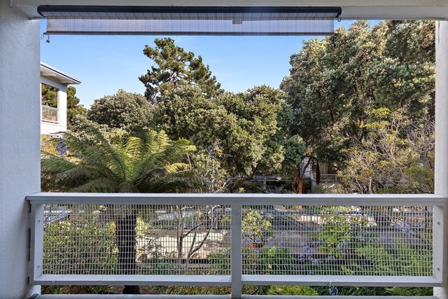 7 Commodore DR 355, Emeryville, CA 94608