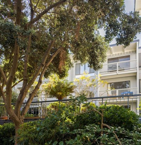 7 Commodore DR 355, Emeryville, CA 94608