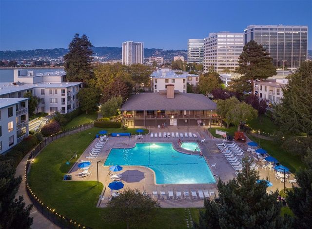 7 Commodore DR 355, Emeryville, CA 94608