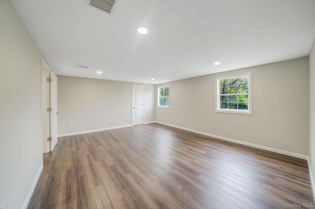 317 Haven Avenue, Ronkonkoma, NY 11779