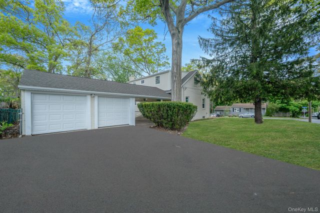 317 Haven Avenue, Ronkonkoma, NY 11779