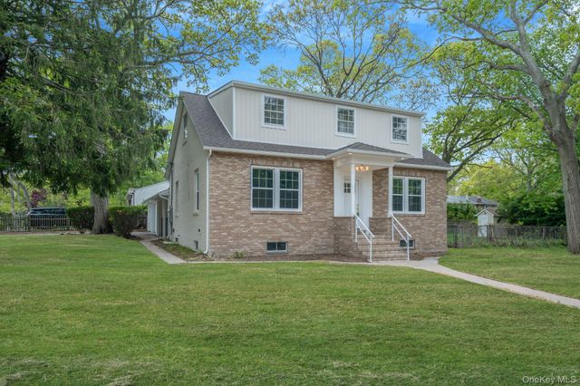 317 Haven Avenue, Ronkonkoma, NY 11779