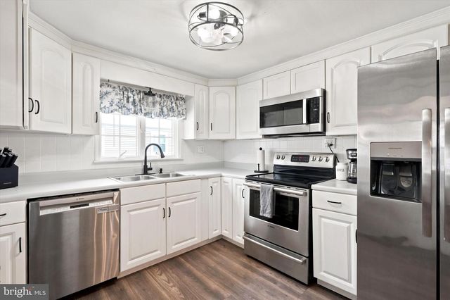 1617 S MAIN ST, Bechtelsville, PA 19505