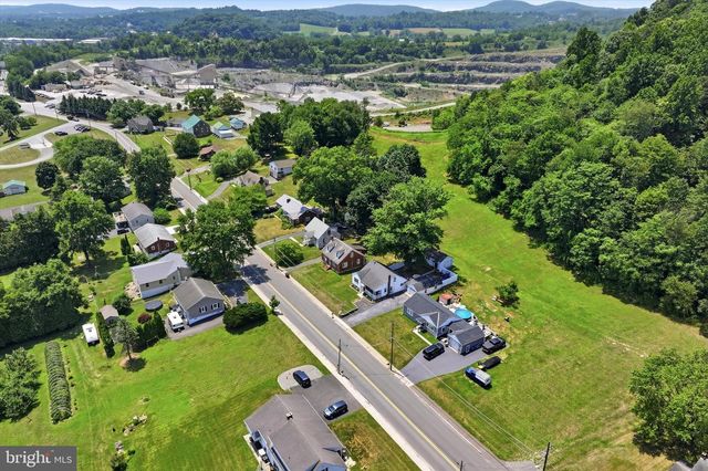1617 S MAIN ST, Bechtelsville, PA 19505