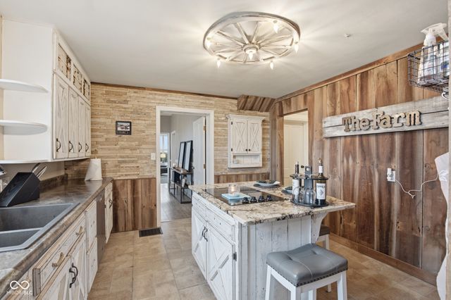7234 W 200 S, Jamestown, IN 46147